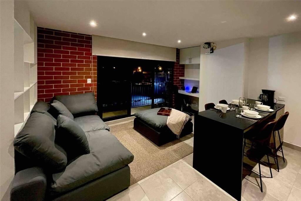 Lovely 1 Bedroom Unit With Free Parking Modra Zone 4 Гватемала Экстерьер фото