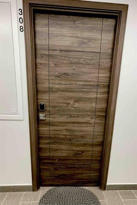 Lovely 1 Bedroom Unit With Free Parking Modra Zone 4 Гватемала Экстерьер фото